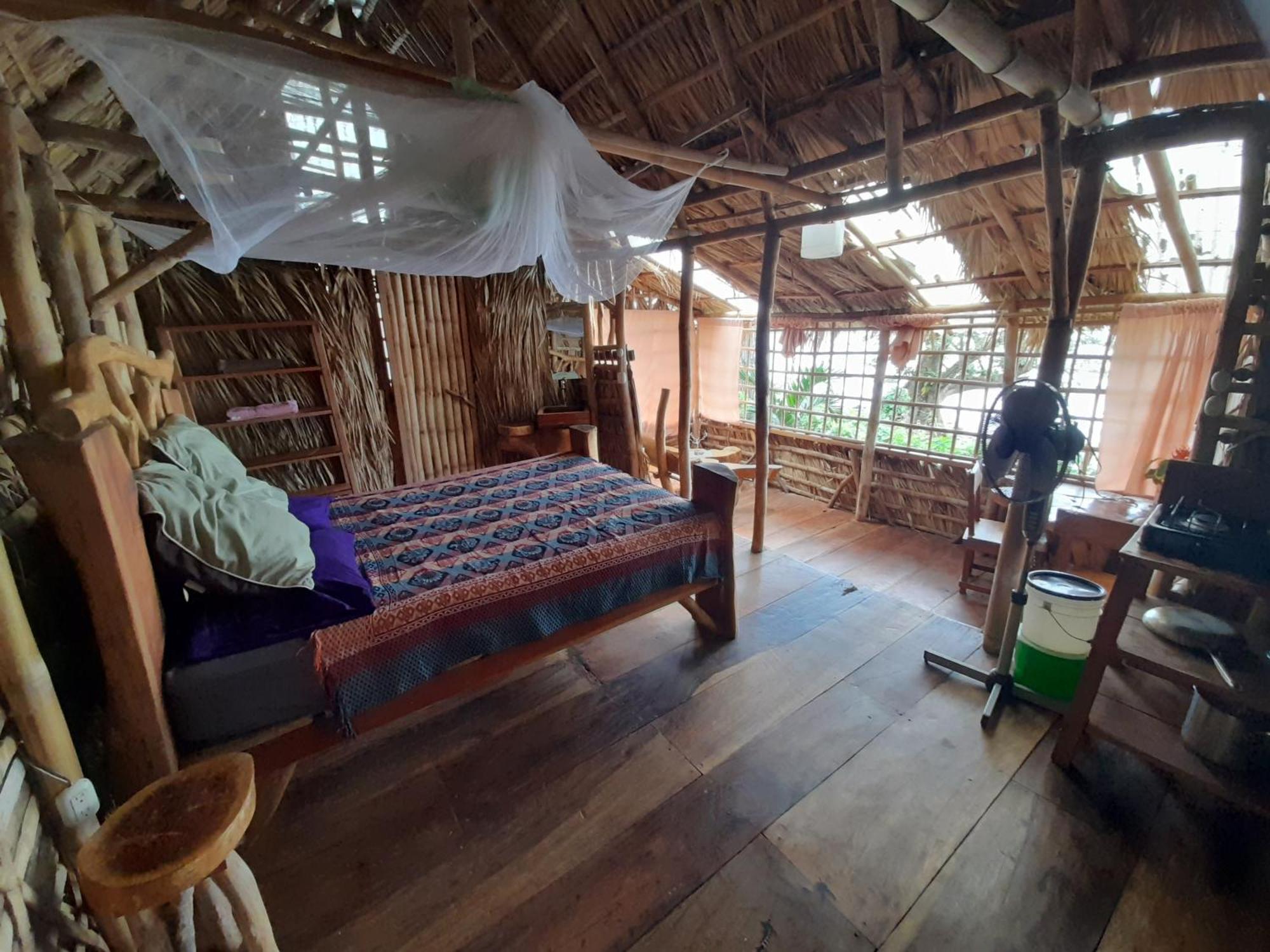 El Bamboo Cabins Balgue Extérieur photo